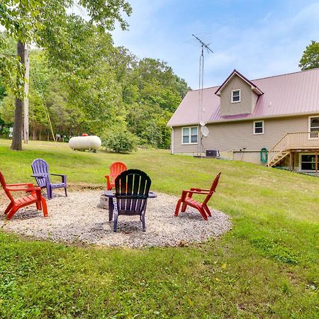 Modern Eckerty Home With Deck On Patoka Lake! Taswell Экстерьер фото